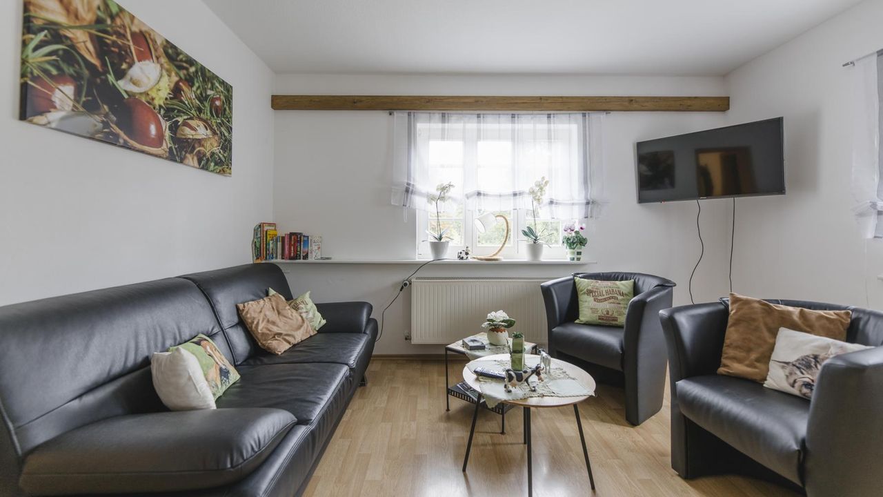 Gerwenshof, Familie Schmidt - Ferienwohnung Kastanienremise - Niedersorpe Schmallenberger Sauerland Gerwenshof, Familie Schmidt - Ferienwohnung Kastanienremise - Niedersorpe Schmallenberger Sauerland